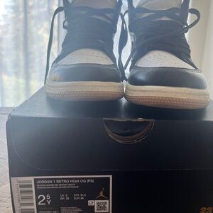 Kids (preschool) Nike Jordan 1 Retro High OG “latte” Black, coffee, white